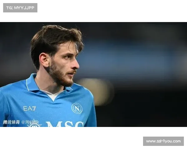 克瓦拉茨赫利亚上演一条龙内切破门，为巴黎首开纪录